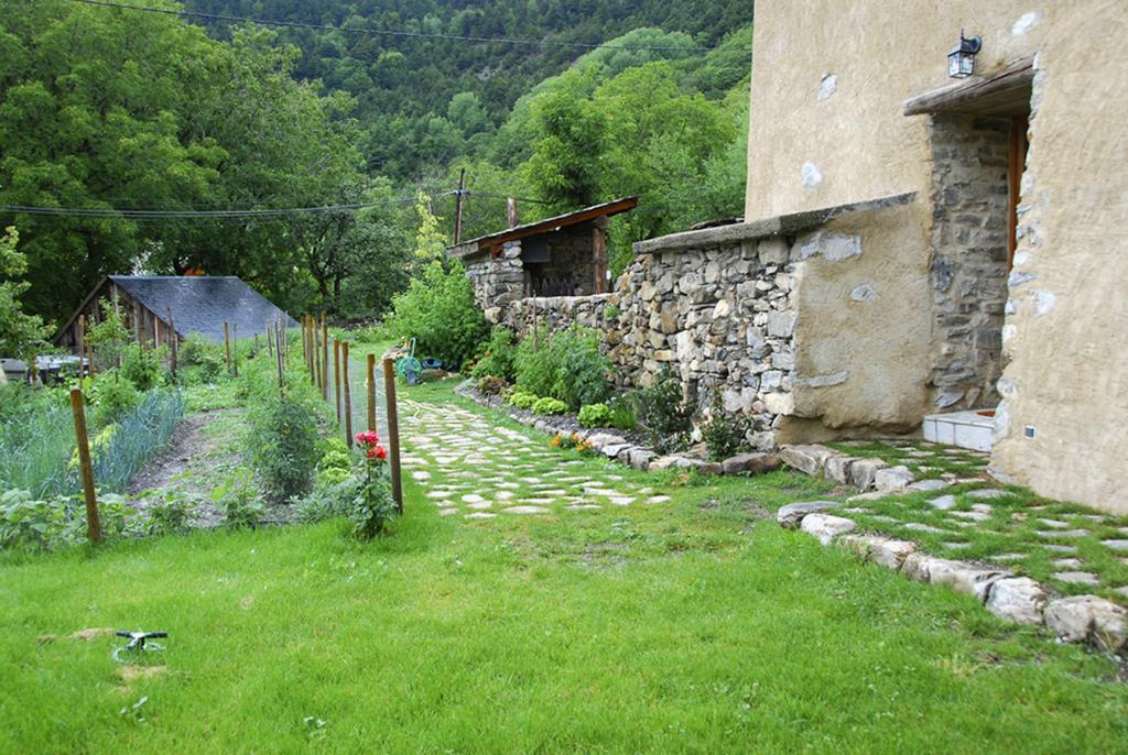 La Ferme de Beauté Bed and Breakfast Chateauroux-les-Alpes Exterior foto